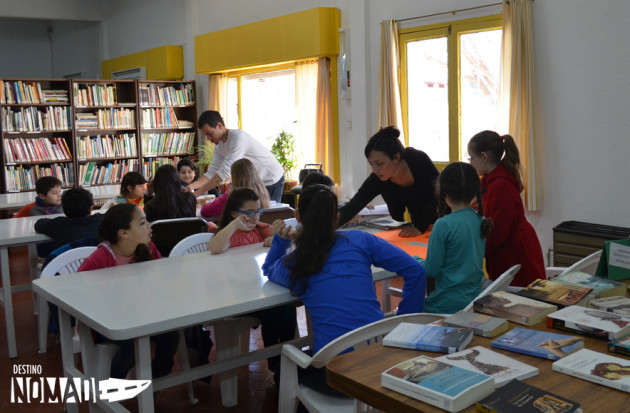 Destino Nómade se propone recorrer todo el país brindando cursos literarios a niños.
